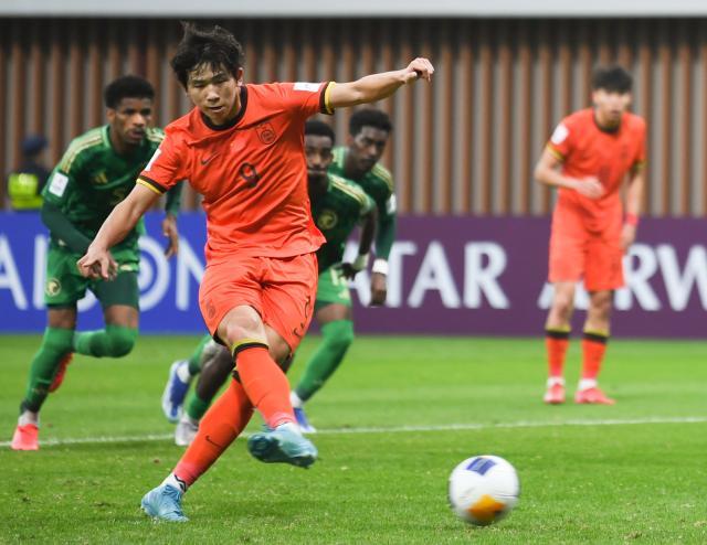 华体会赛事-马德兴：命运捉弄中国足球 久帅经验浅国青有硬伤