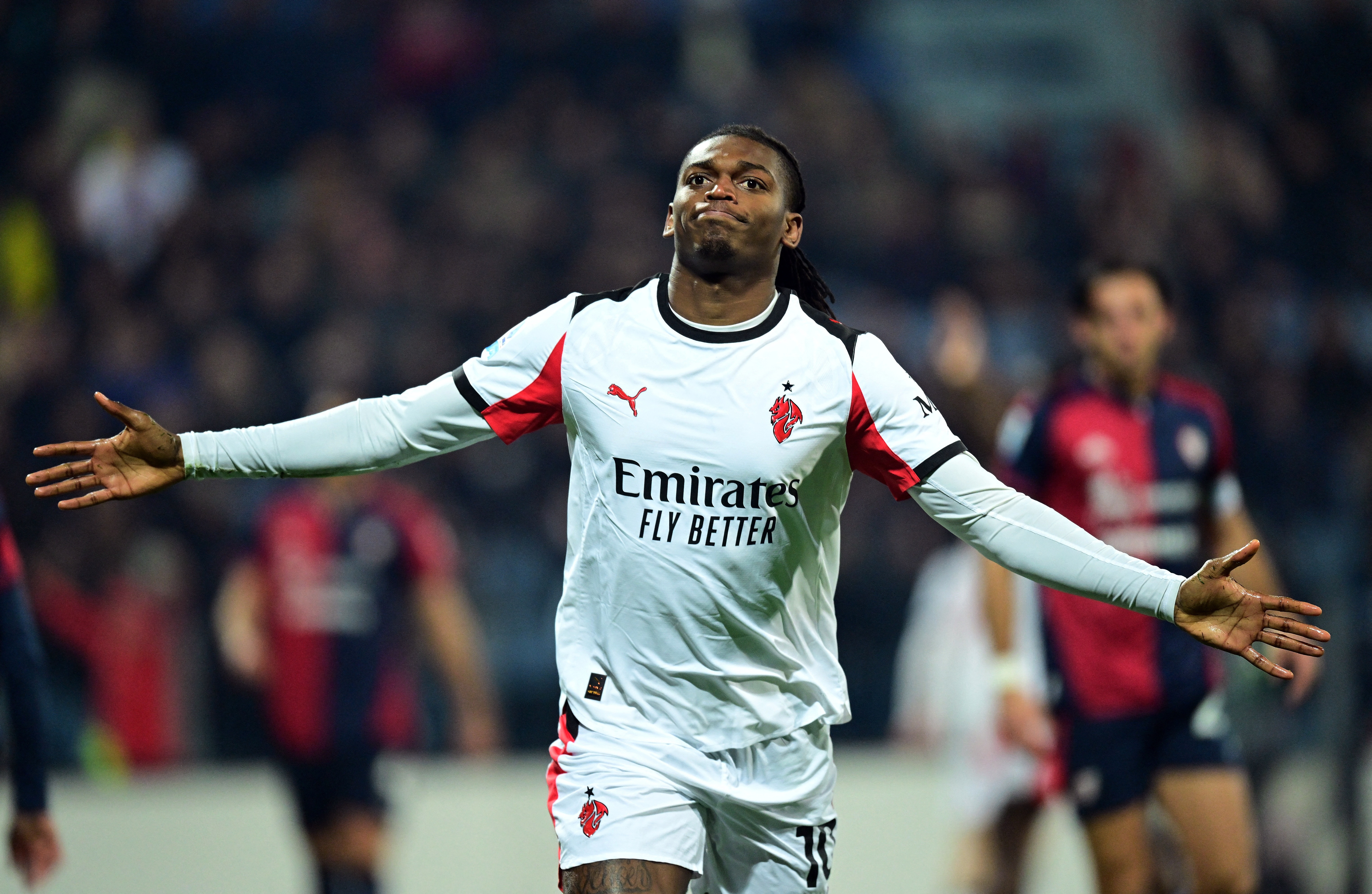 华体会赛事-米体谈莱奥6点变化：休息日加练、增加左脚和头球射门、尝试直塞