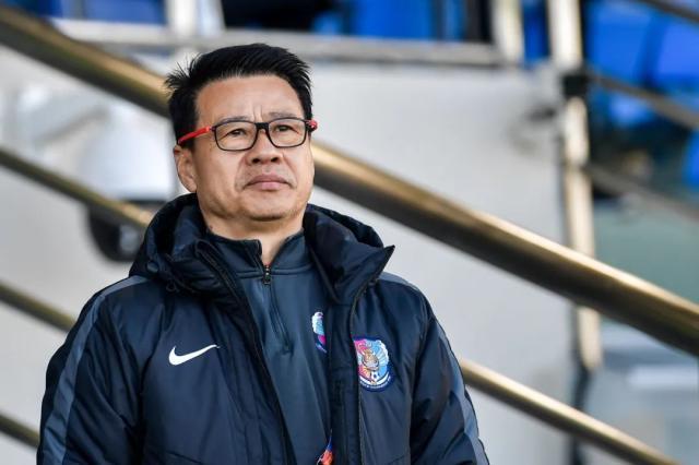 华体会赛事-吴金贵教导球员应该知足：医生教授收入还没你们多